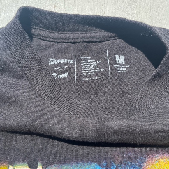 Men's Disney x Neff Black Muppets T-Shirt M Cartoon Jim Henson Gonzo Animal Art - Picture 3 of 10